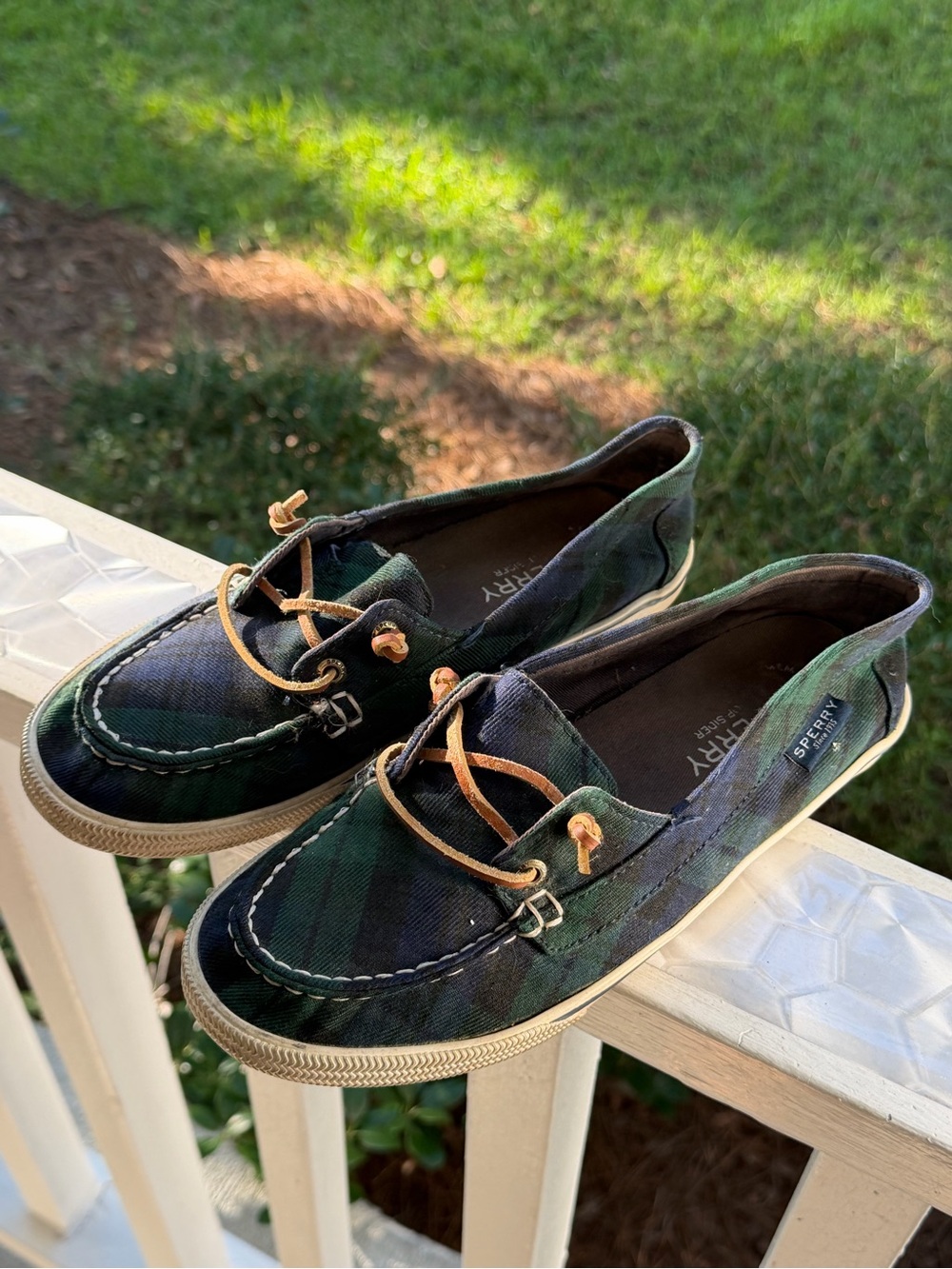 Sperry Women's Green Blue Plaid Moccasin Boat Shoes with Tan Laces, 7.5
